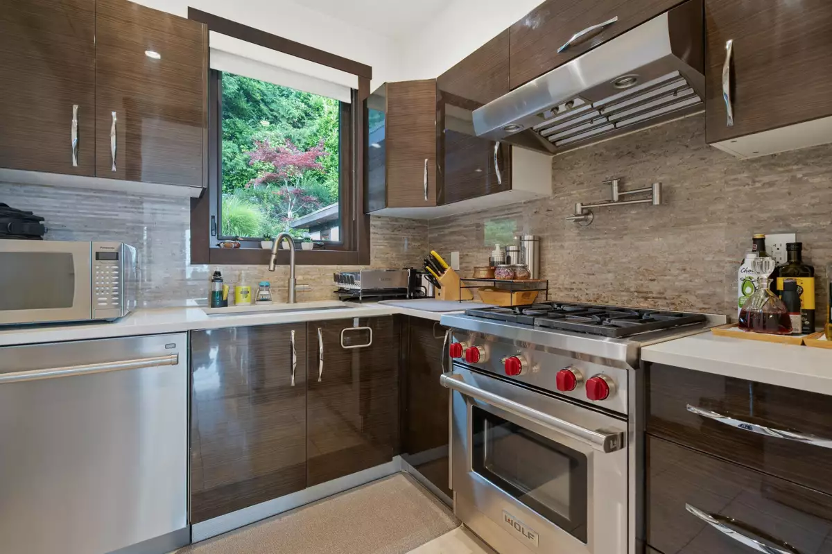 Loft / Bonus Room Photo of 2643 Nelson Avenue, West Vancouver, BC