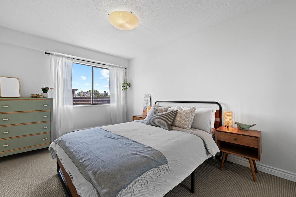 Bedroom 4 Photo of 305 2330 Maple Street, Vancouver, BC