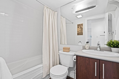Office / Den Photo of 305 2330 Maple Street, Vancouver, BC