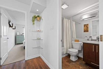 Powder Room Photo of 305 2330 Maple Street, Vancouver, BC