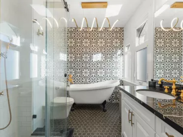 Hot Tub / Spa Photo of 1591 Nanton Avenue, Vancouver, BC