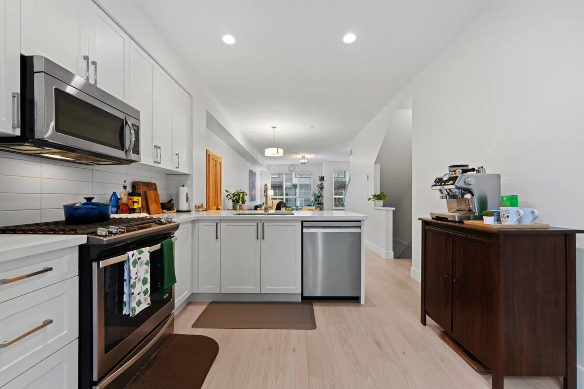 Bedroom 4 Photo of 47 8570 204 Street, Langley, BC