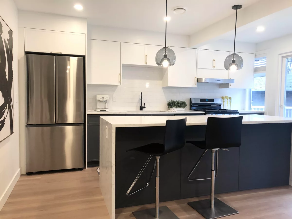 Living Room Photo of 3534 W 17th Avenue, Vancouver, BC