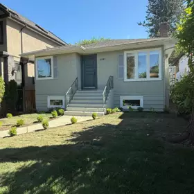 3534 W 17th Avenue, Vancouver, BC