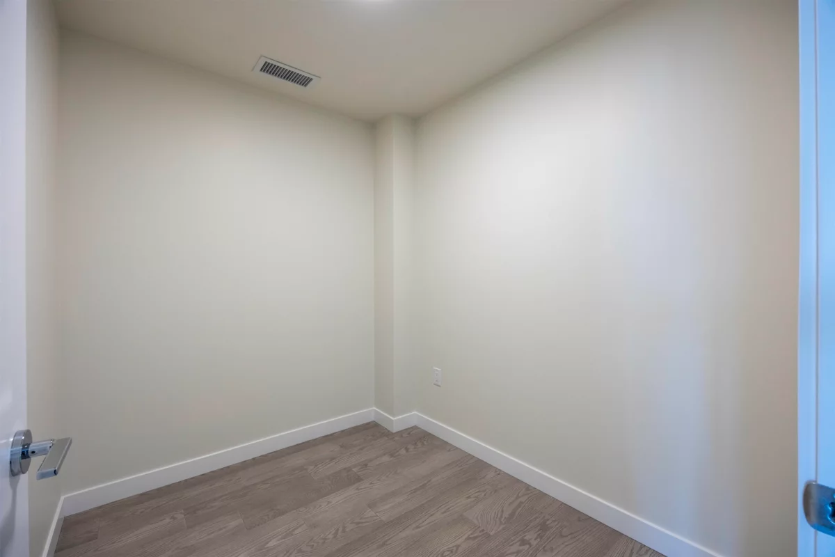 Guest Bathroom Photo of 814 6138 Birney Avenue, Vancouver, BC