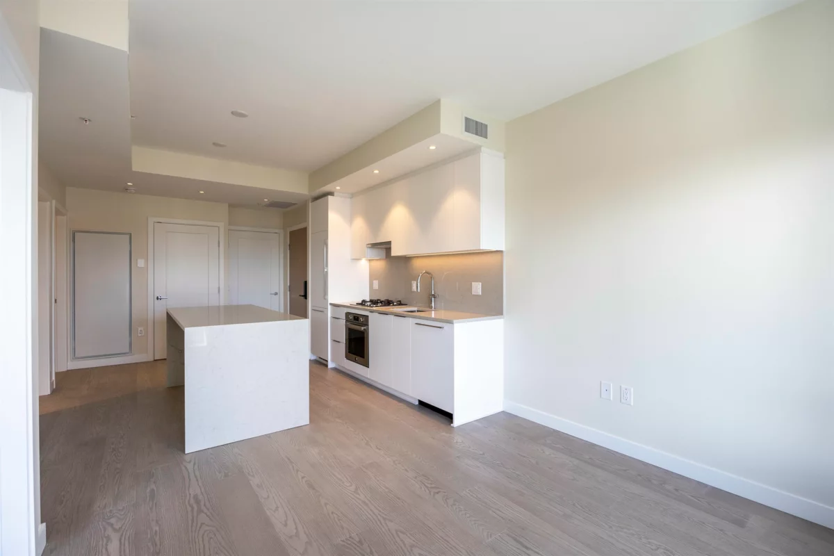 Kitchen Photo of 814 6138 Birney Avenue, Vancouver, BC