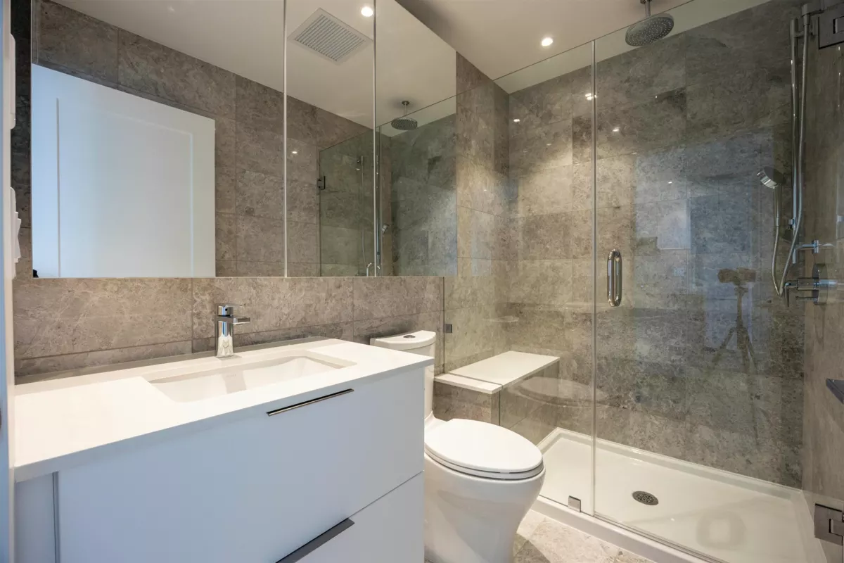 Walk-In Closet Photo of 814 6138 Birney Avenue, Vancouver, BC