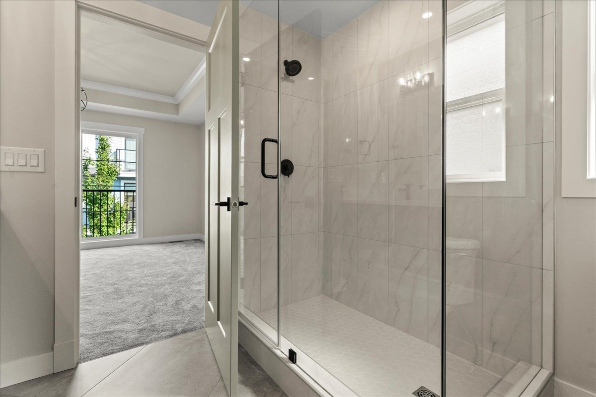 Hallway Photo of 205 46211 Promontory Road, Chilliwack, BC