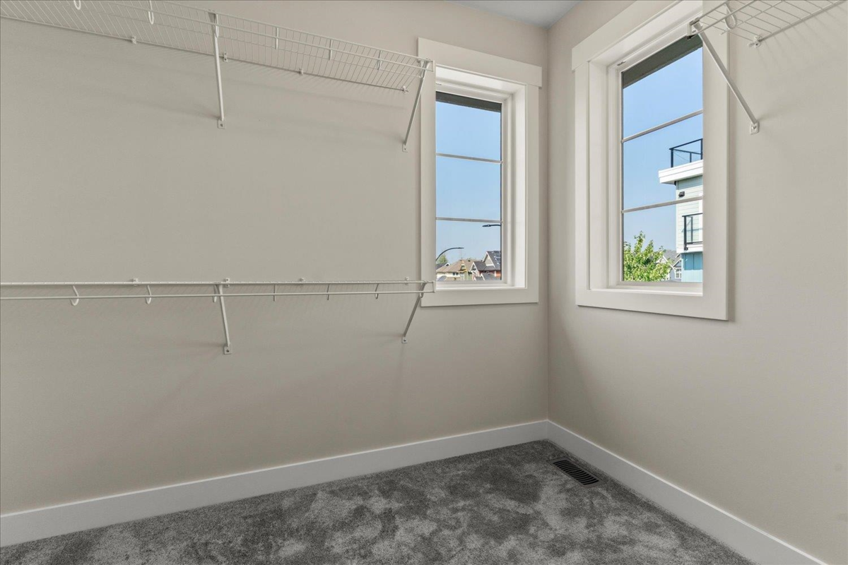 Staircase Photo of 205 46211 Promontory Road, Chilliwack, BC