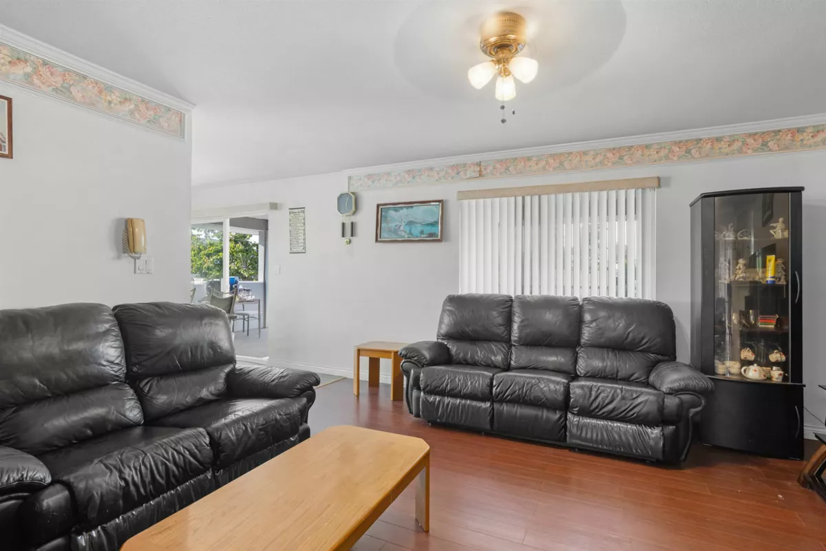 Bedroom 3 Photo of 12185 98a Avenue, Surrey, BC