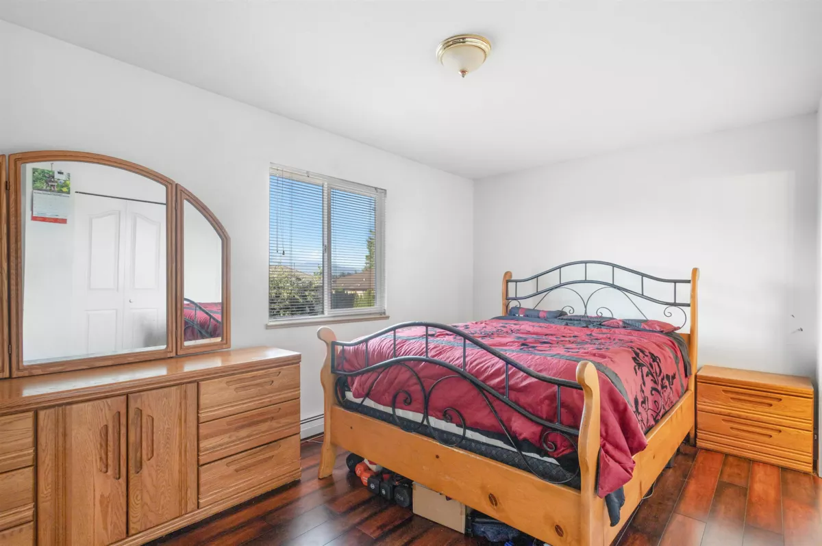 Bedroom 4 Photo of 12185 98a Avenue, Surrey, BC