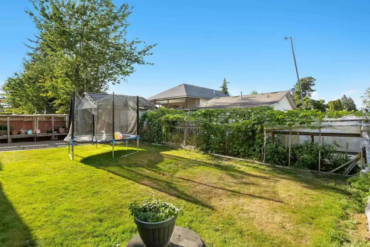 Community Amenities Photo (Clubhouse) of 12185 98a Avenue, Surrey, BC