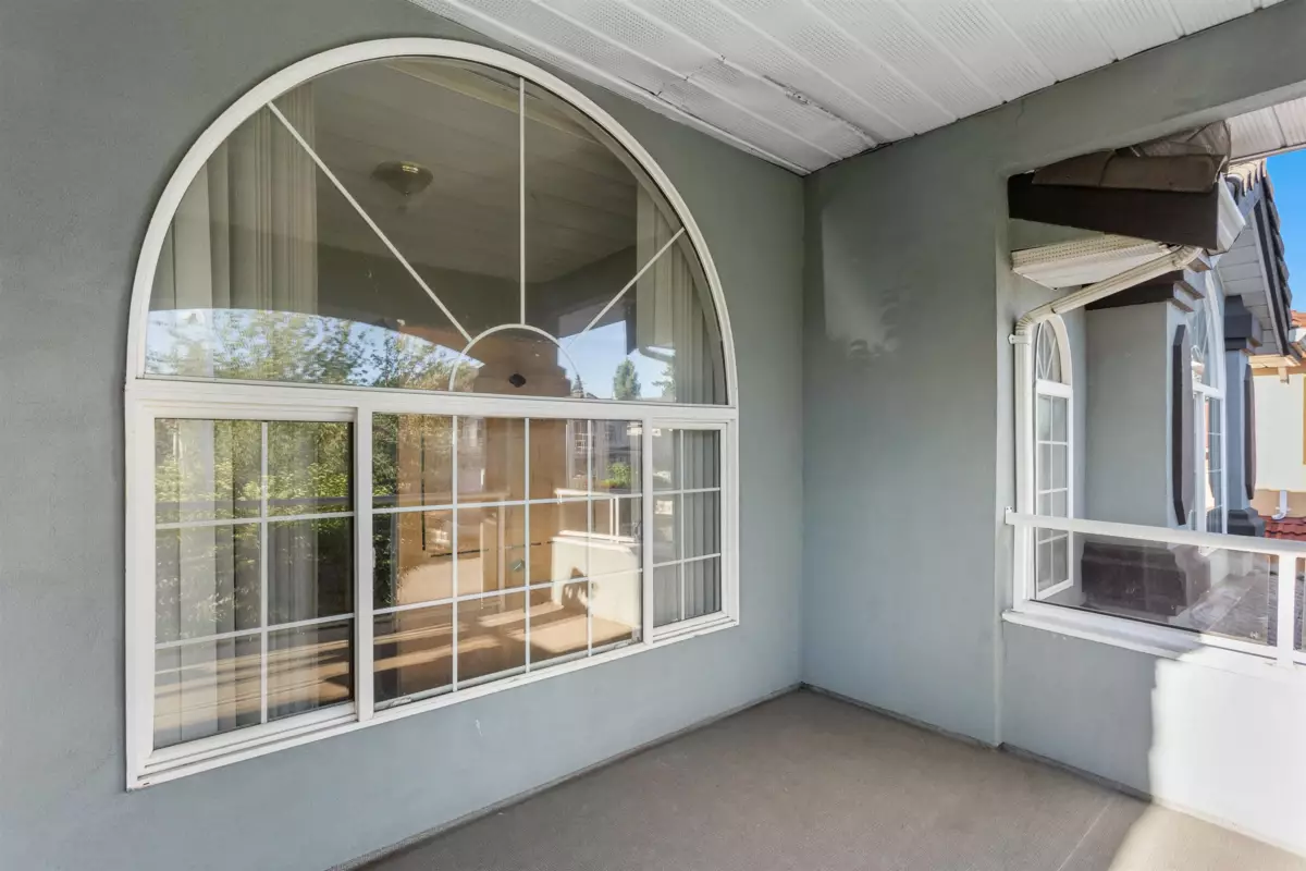 Swimming Pool Photo of 12185 98a Avenue, Surrey, BC