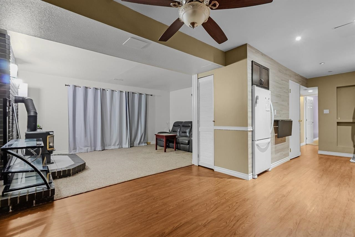Entry Foyer Photo of 3657 Perth Street, Abbotsford, BC