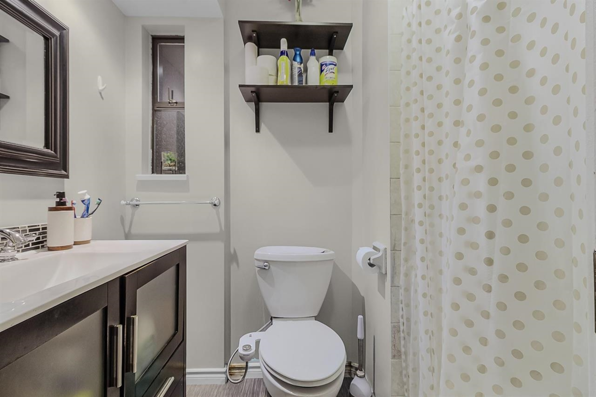 Mudroom Photo of 3657 Perth Street, Abbotsford, BC