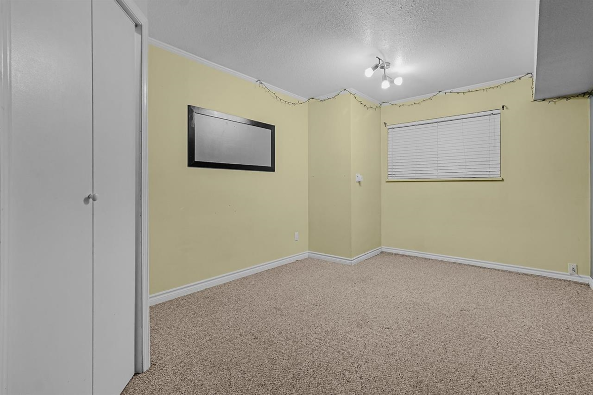 Staircase Photo of 3657 Perth Street, Abbotsford, BC