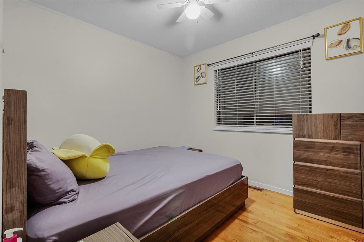 Walk-In Closet Photo of 3657 Perth Street, Abbotsford, BC