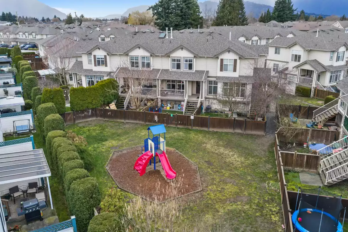 Dining Area Photo of 119 6450 Vedder Road, Chilliwack, BC