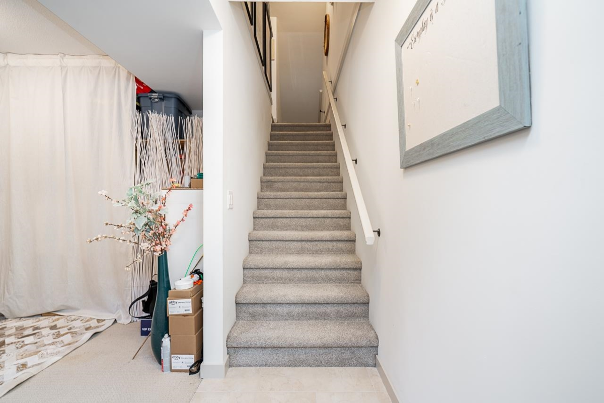 Backyard Photo of 32 15151 34 Avenue, Surrey, BC