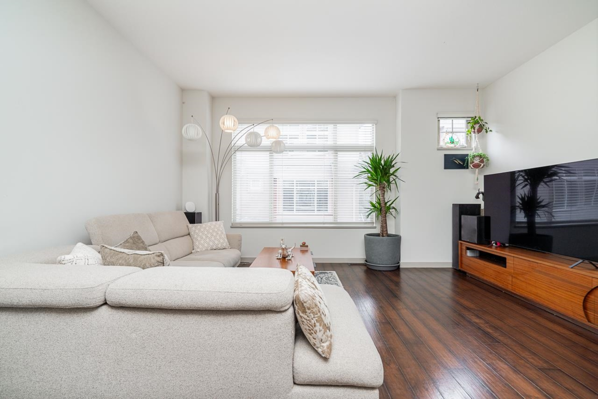 Breakfast Nook Photo of 32 15151 34 Avenue, Surrey, BC