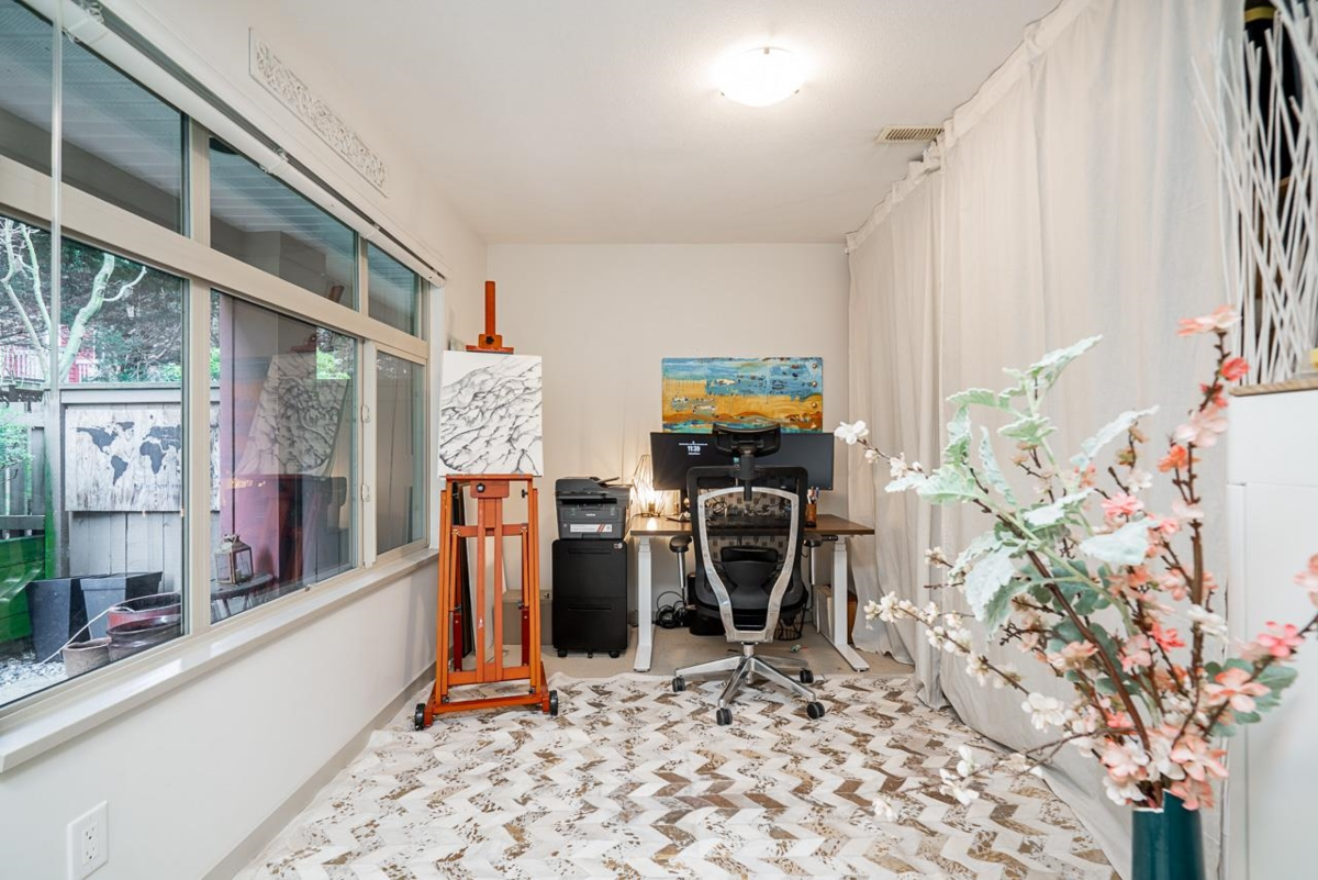 Front Yard Photo of 32 15151 34 Avenue, Surrey, BC