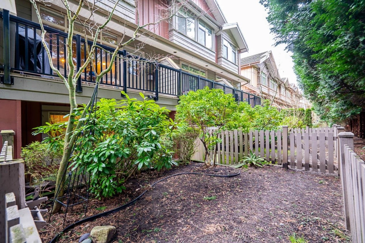 Hot Tub / Spa Photo of 32 15151 34 Avenue, Surrey, BC