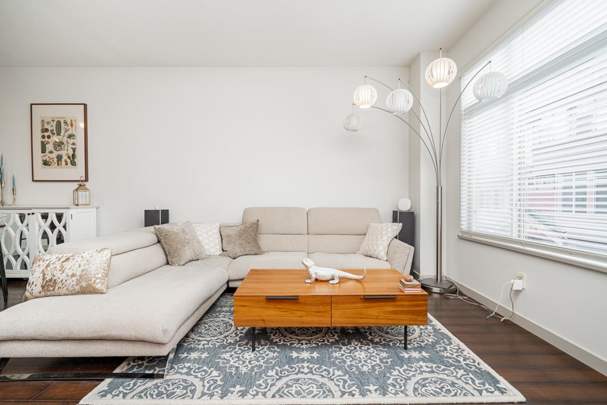 Kitchen Photo of 32 15151 34 Avenue, Surrey, BC