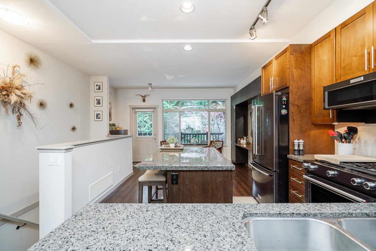 Living Room Photo of 32 15151 34 Avenue, Surrey, BC