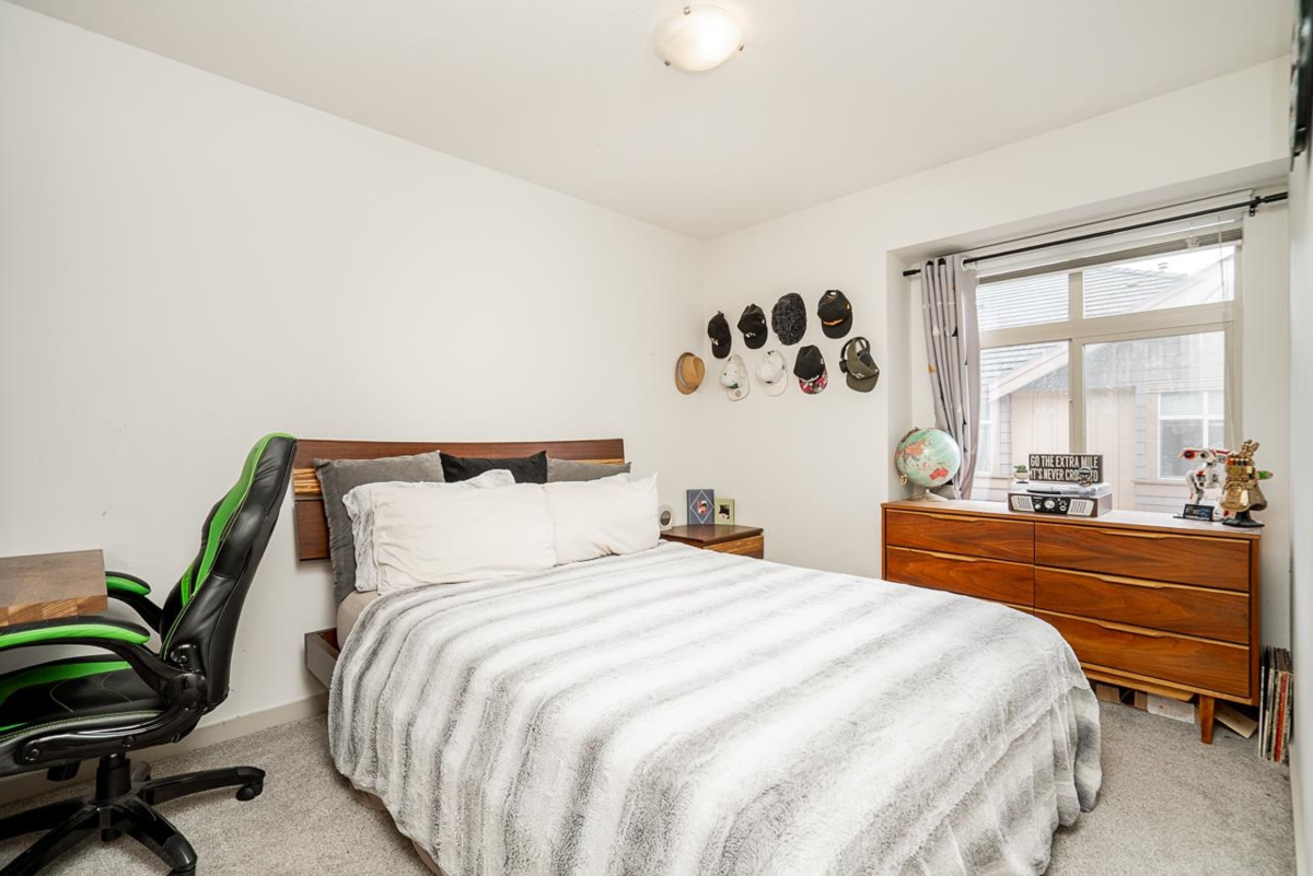 Mudroom Photo of 32 15151 34 Avenue, Surrey, BC