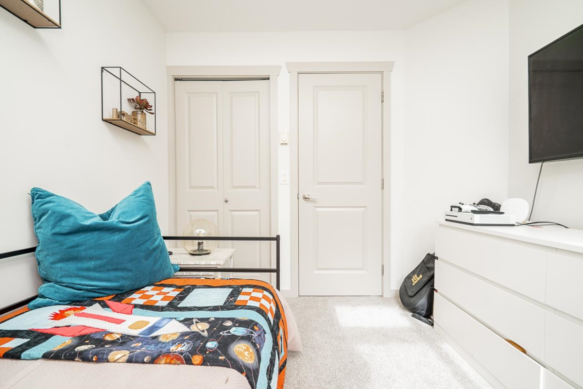 Staircase Photo of 32 15151 34 Avenue, Surrey, BC