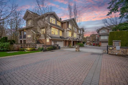 Fitness Center Photo Near 32 15151 34 Avenue, Surrey, BC