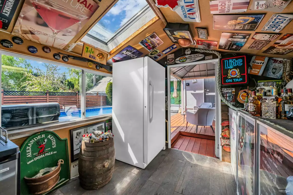 Basement Recreation Room Photo of 13658 19 Avenue, Surrey, BC