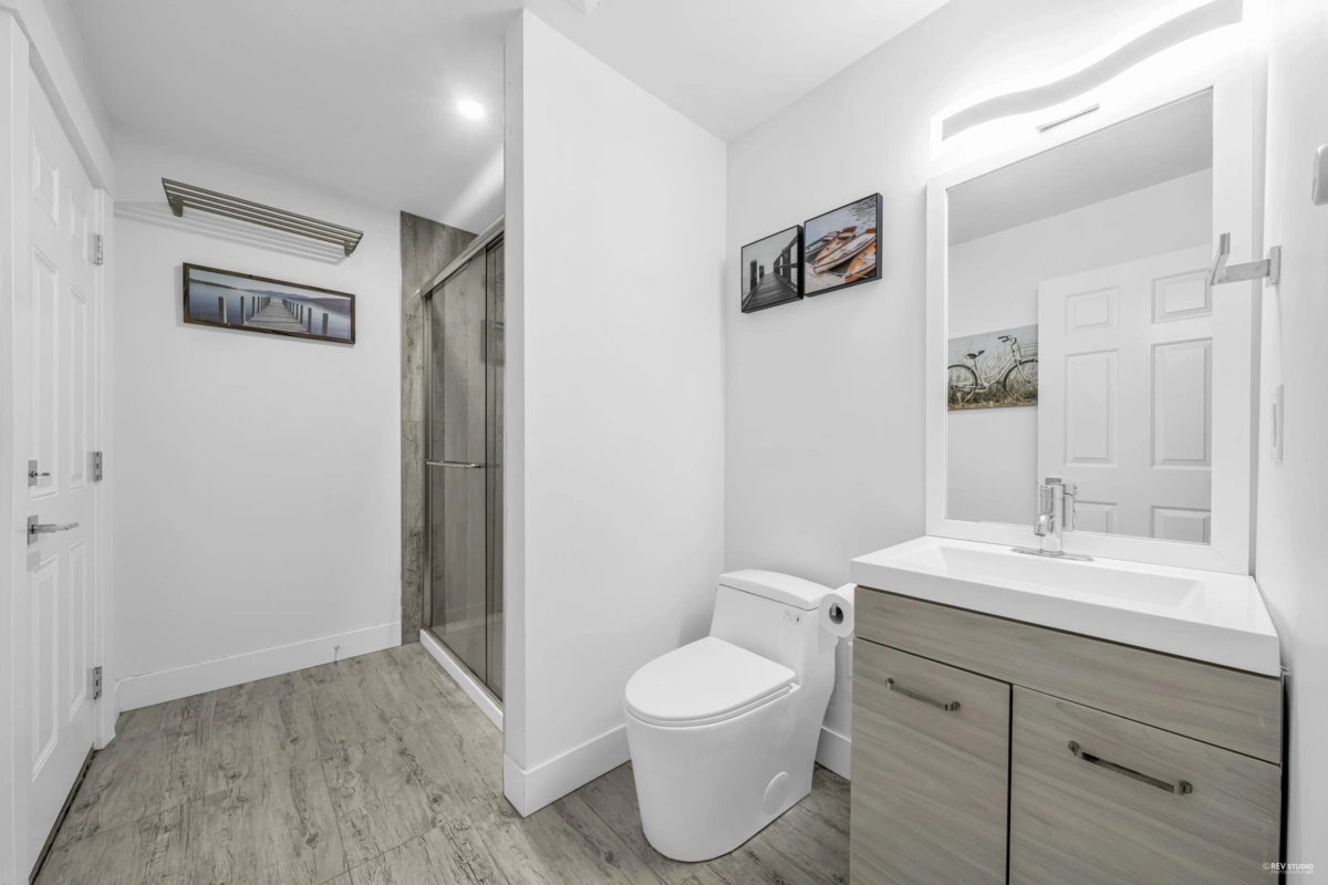 Front Yard Photo of 13658 19 Avenue, Surrey, BC