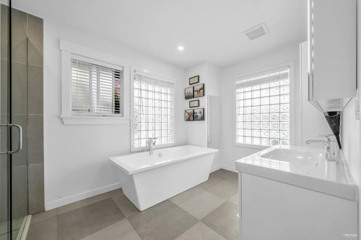 Garage Interior Photo of 13658 19 Avenue, Surrey, BC