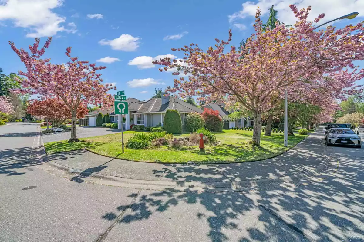 Living Room Photo of 13658 19 Avenue, Surrey, BC
