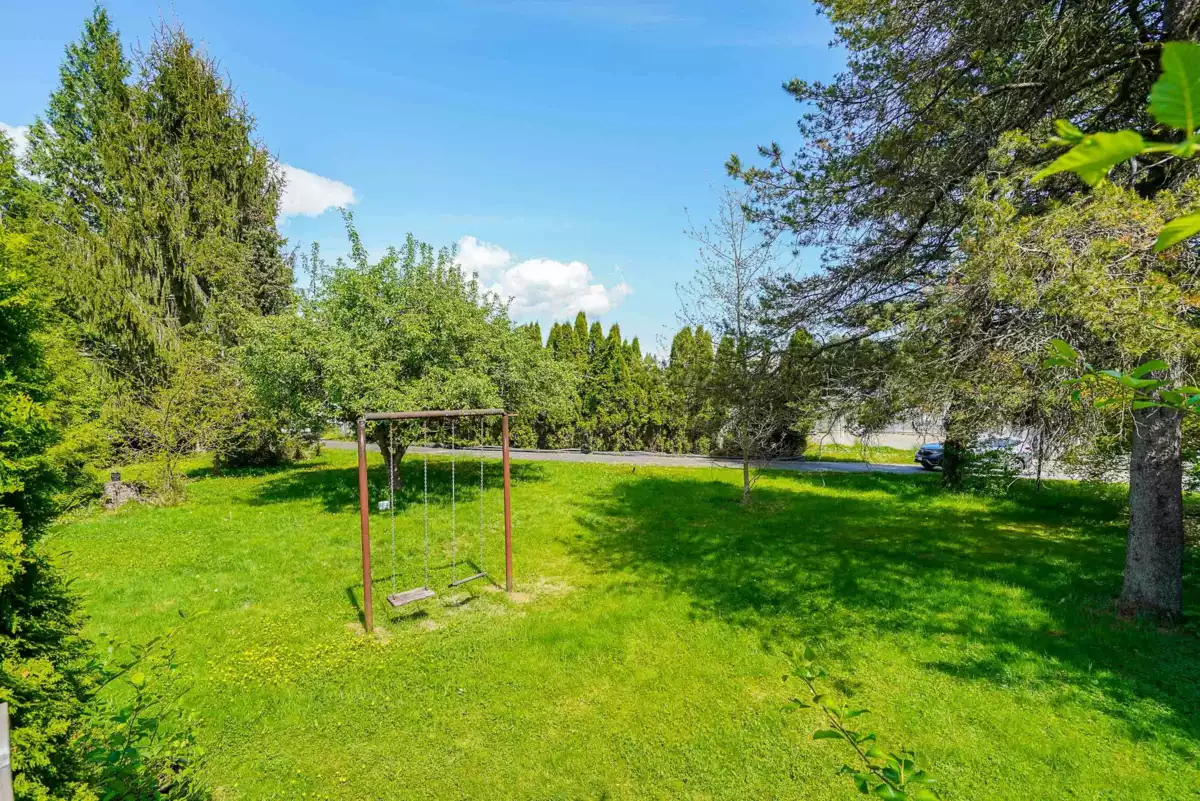 Community Amenities Photo (Clubhouse) of 12336 240 Street, Maple Ridge, BC