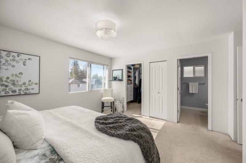 Laundry Room Photo of 10091 243 Street, Maple Ridge, BC