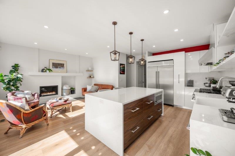 Powder Room Photo of 10091 243 Street, Maple Ridge, BC