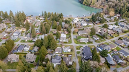 1876 Vera Road, Lindell Beach, BC, Lindell Beach — Single Family Residence for sale