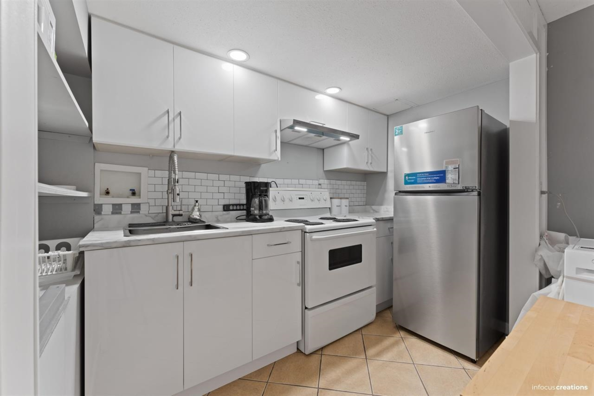 Backyard Photo of 5662 148 Street, Surrey, BC