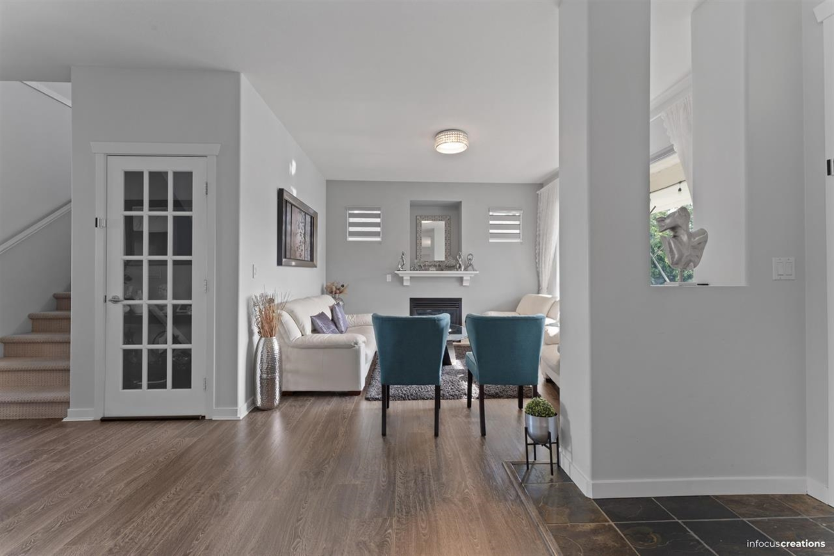 Breakfast Nook Photo of 5662 148 Street, Surrey, BC