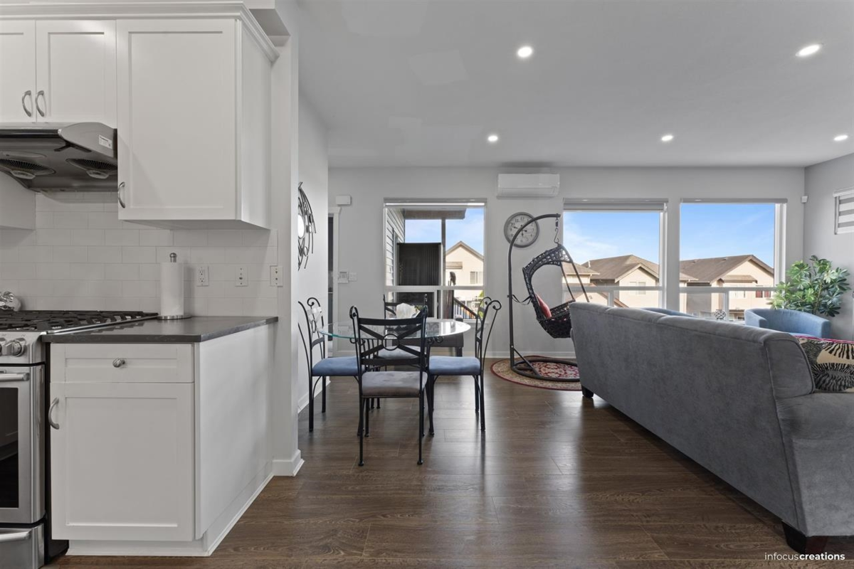 Office / Den Photo of 5662 148 Street, Surrey, BC