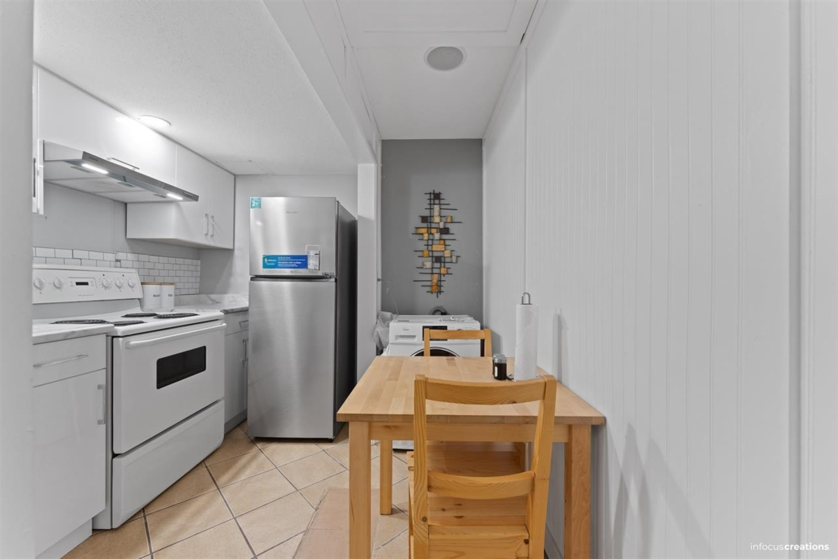 Outdoor Deck Photo of 5662 148 Street, Surrey, BC