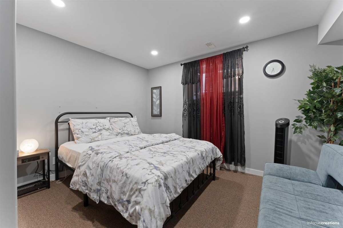 Staircase Photo of 5662 148 Street, Surrey, BC