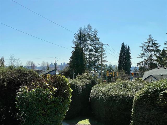 Garden / Landscaping Photo of 1837 Larson Road, North Vancouver, BC