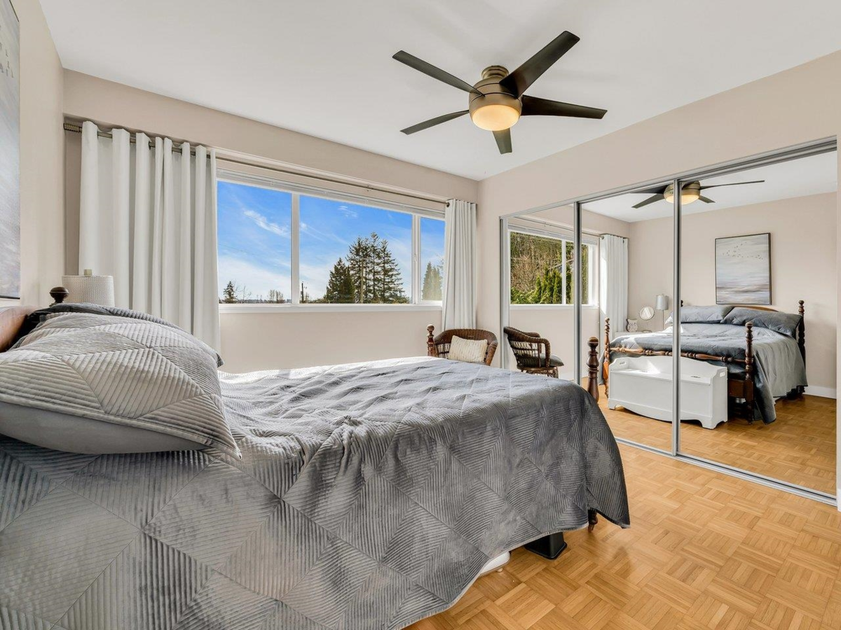 Office / Den Photo of 1837 Larson Road, North Vancouver, BC