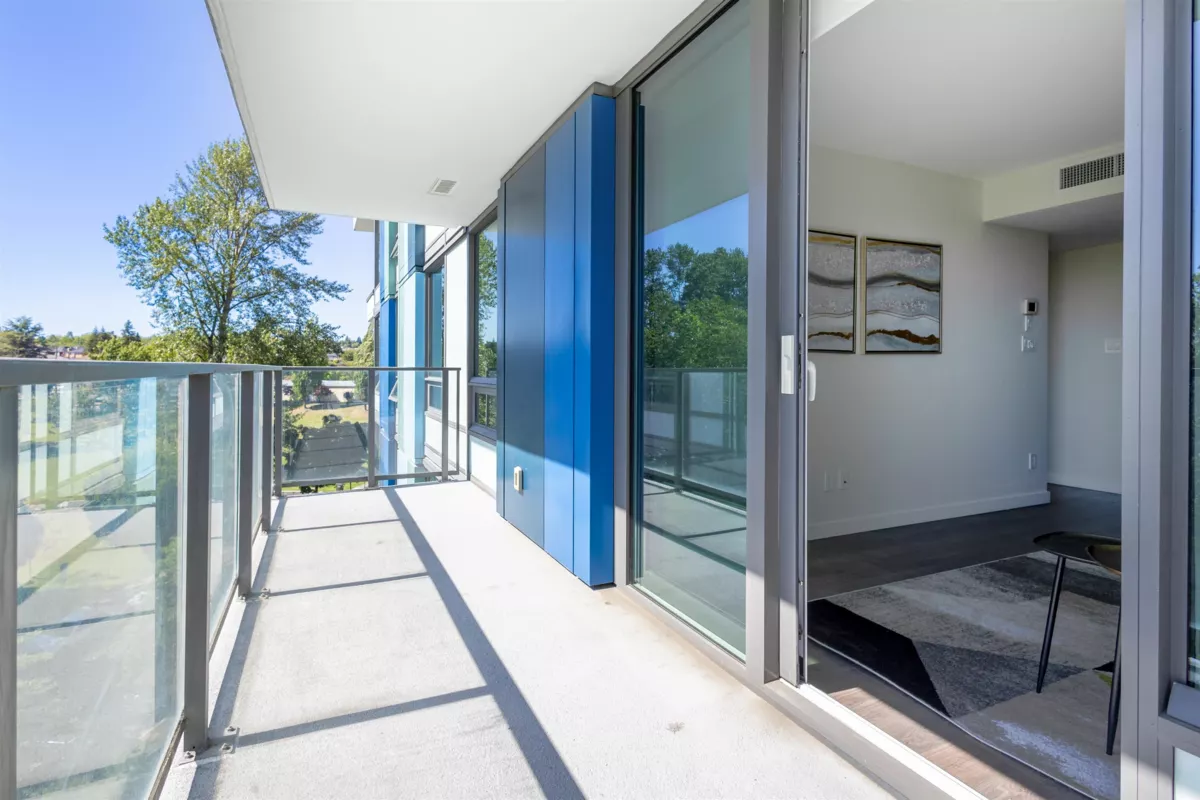 Walk-In Closet Photo of 603 8238 Lord Street, Vancouver, BC