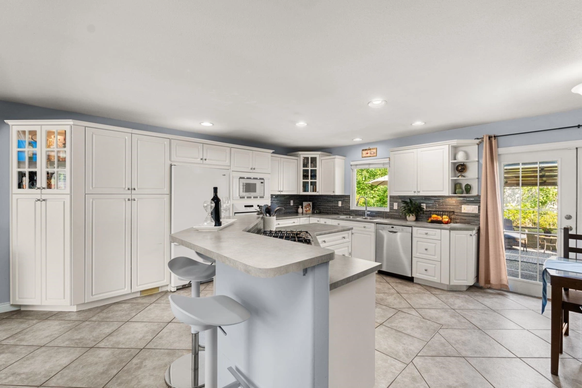 Dining Area Photo of 6714 Nicholson Road, Delta, BC
