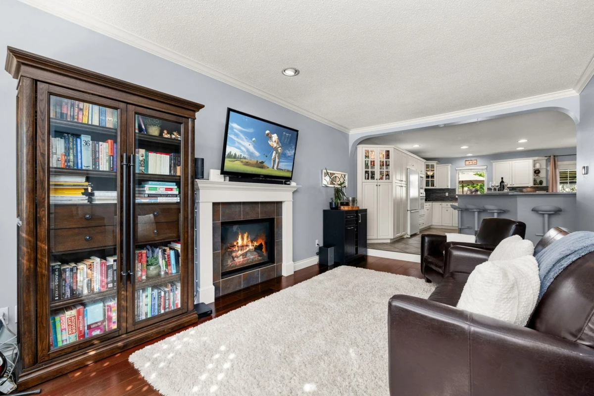 Entry Foyer Photo of 6714 Nicholson Road, Delta, BC