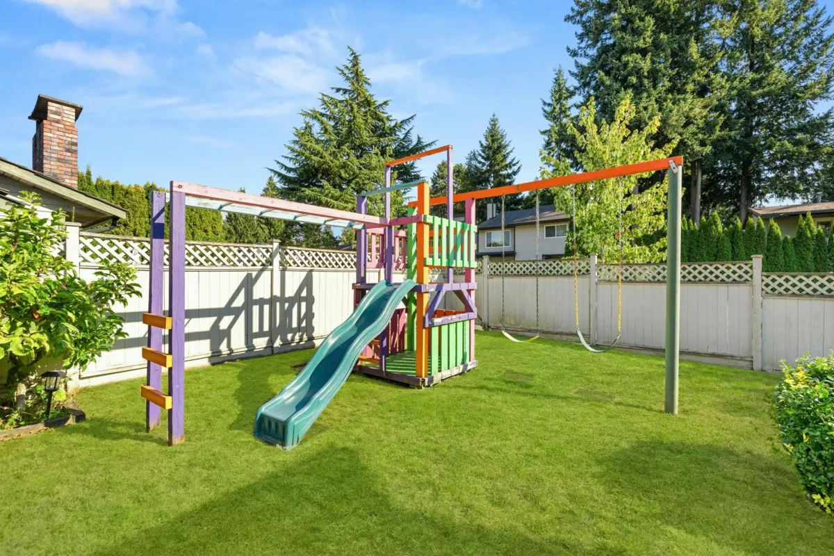 Powder Room Photo of 6714 Nicholson Road, Delta, BC